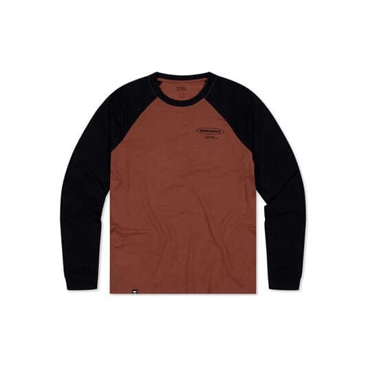 WEB100497-1231-152 Mons Royale Icon Merino Raglan LS Cinnamon Black 3_web.jpg